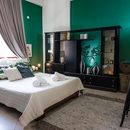 Cozy Anastasia-spotless-quiet-free Private Garage Appartement *